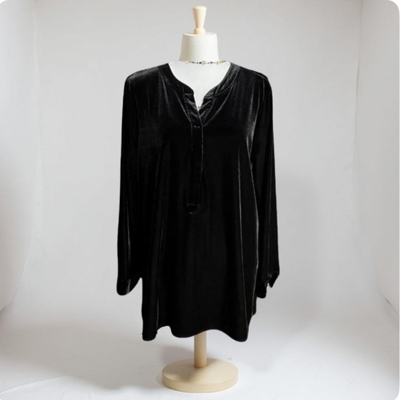 Velvet black buttons Cato size 18- 20W - Picture 14 of 15